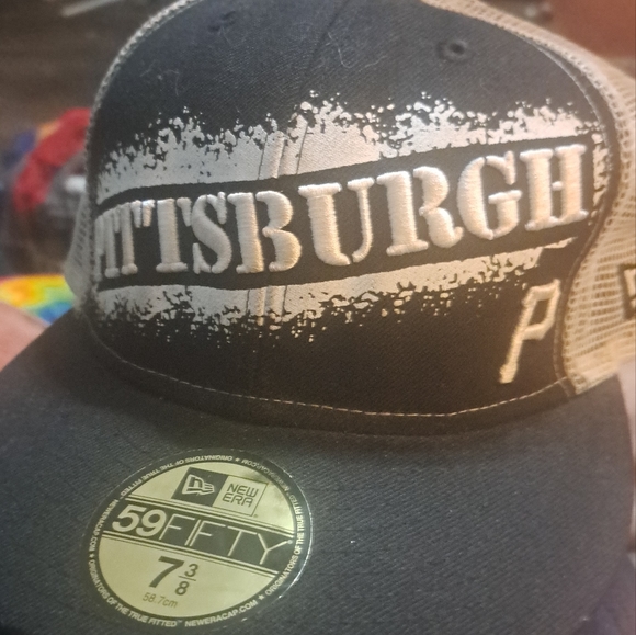 New Era Pittsburgh Pirates ALT 2 59Fifty Fitted Hat (Black) MLB Cap - Picture 1 of 4